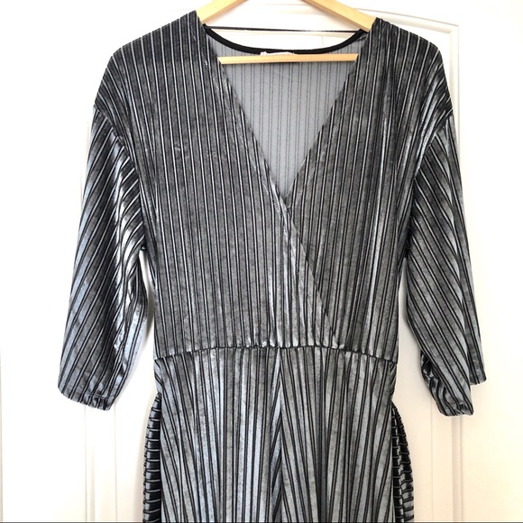 Zara Dresses & Skirts - ❤️❤️EUC Zara textured striped velvet jumpsuit L